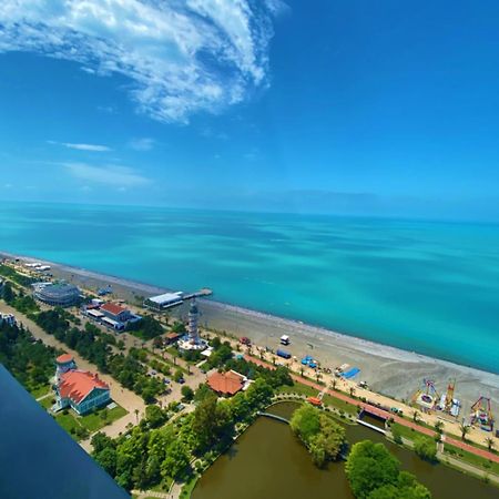 Elegance Sea View Aparthotel In Orbi City Batumi Exterior photo