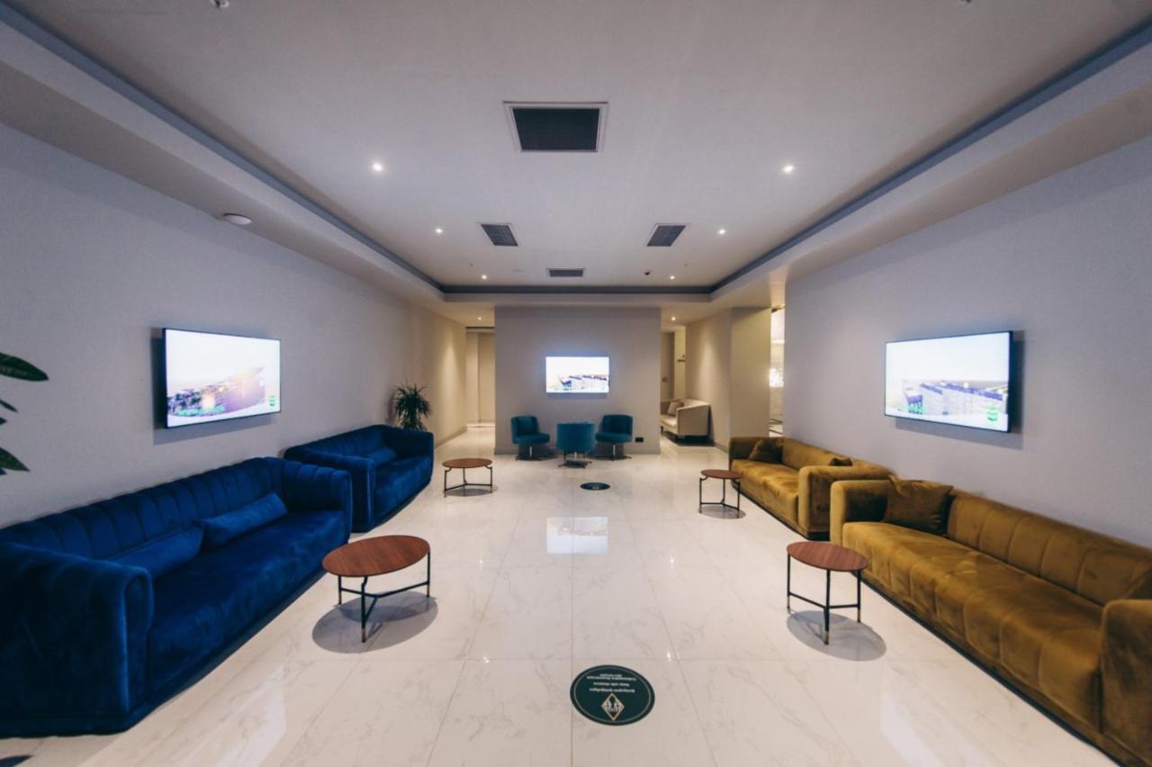 Elegance Sea View Aparthotel In Orbi City Batumi Exterior photo