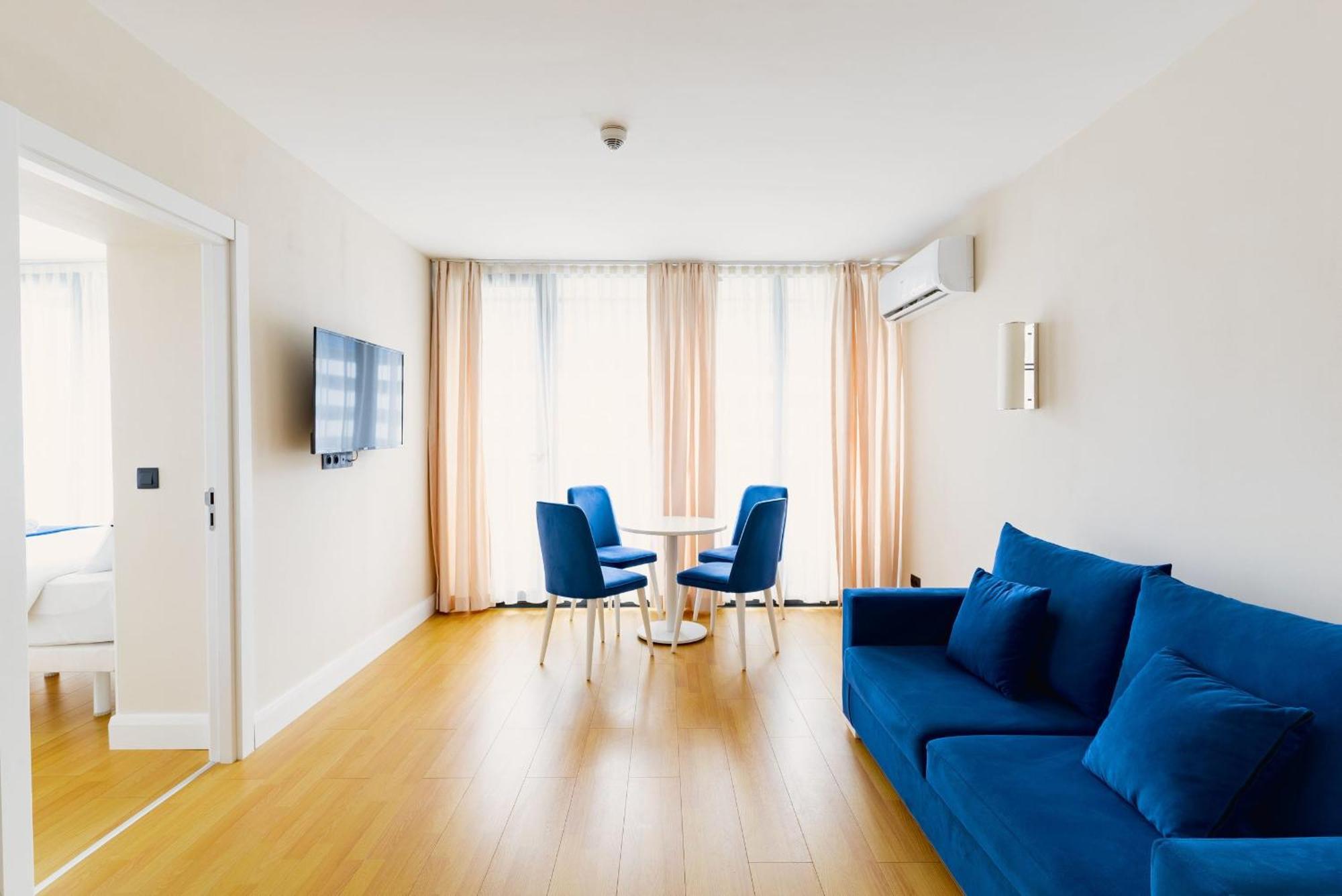 Elegance Sea View Aparthotel In Orbi City Batumi Exterior photo