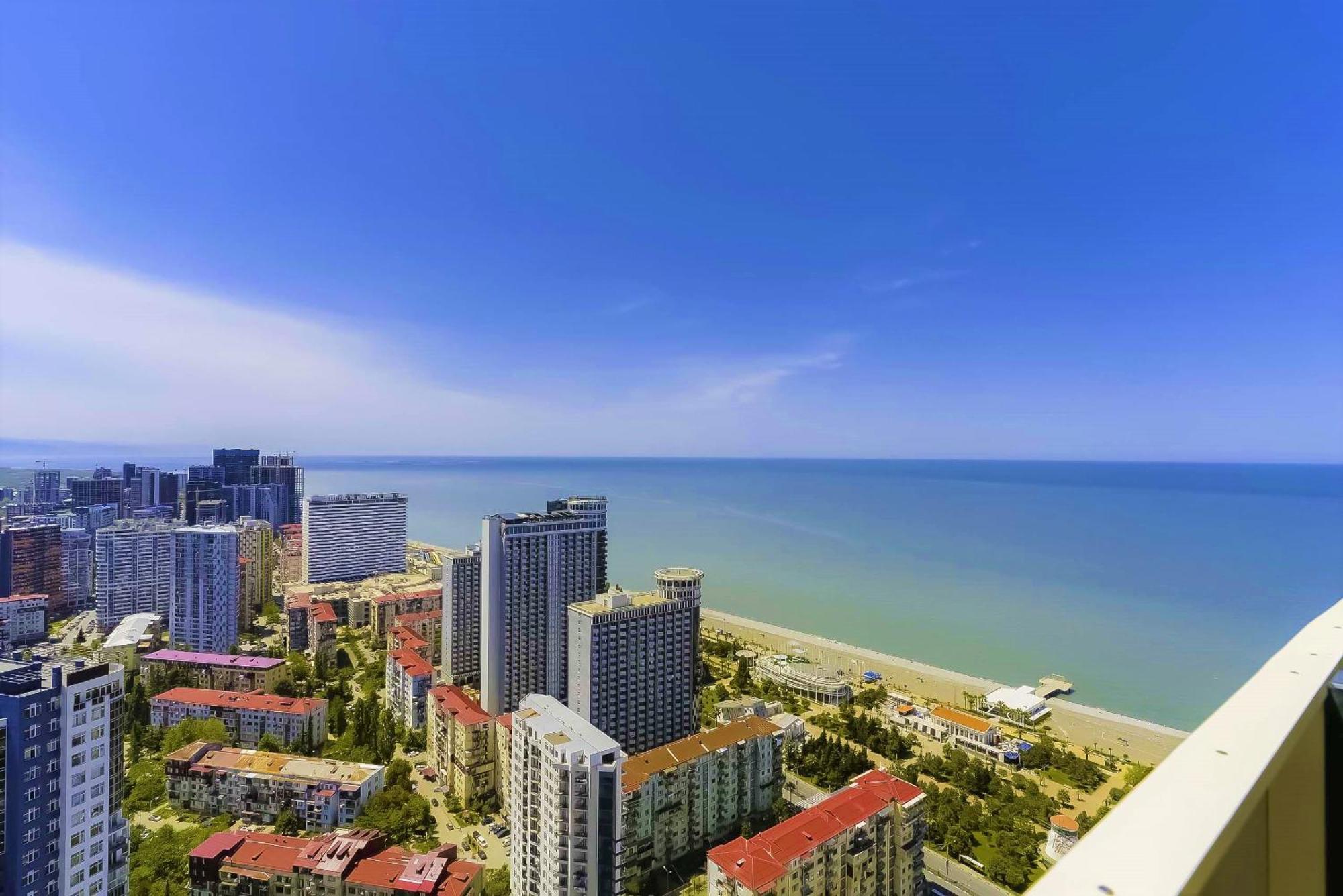 Elegance Sea View Aparthotel In Orbi City Batumi Exterior photo