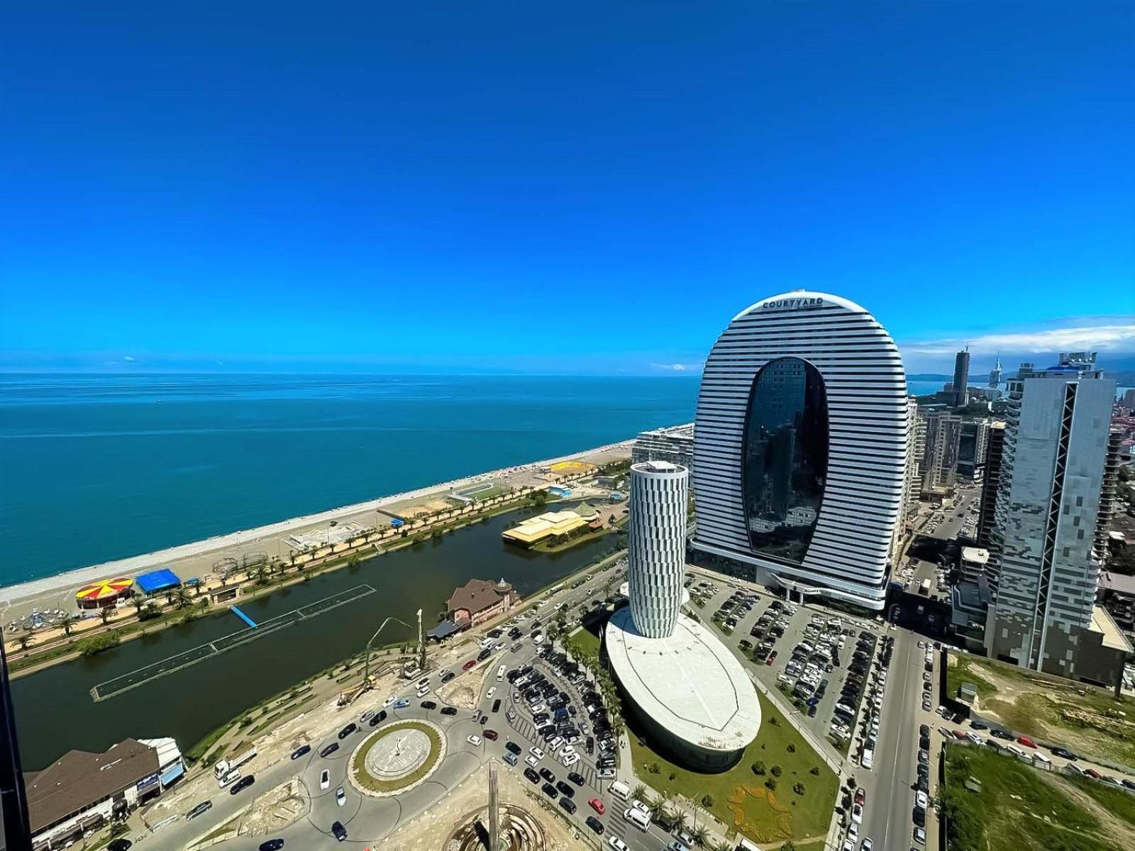 Elegance Sea View Aparthotel In Orbi City Batumi Exterior photo